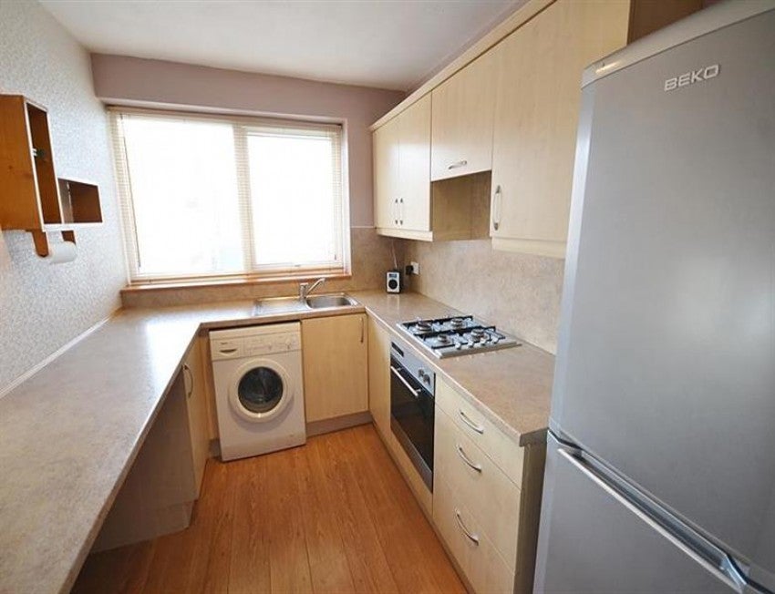 Flat Lacey Green in Wilmslow