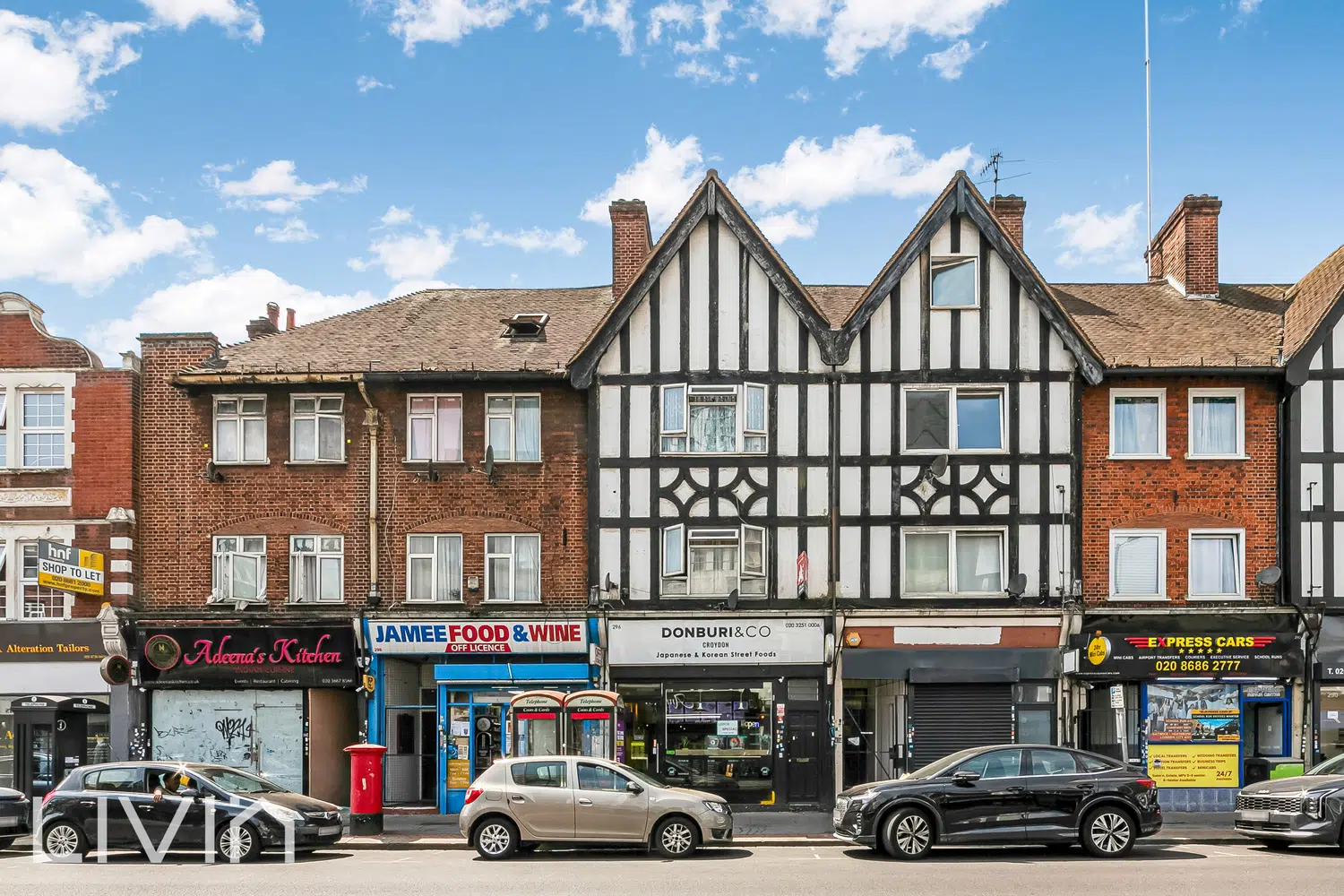 Flat High Street in Greater London