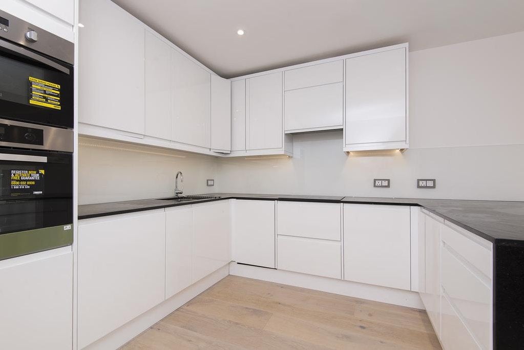 Flat Abyssinia Close in Greater London