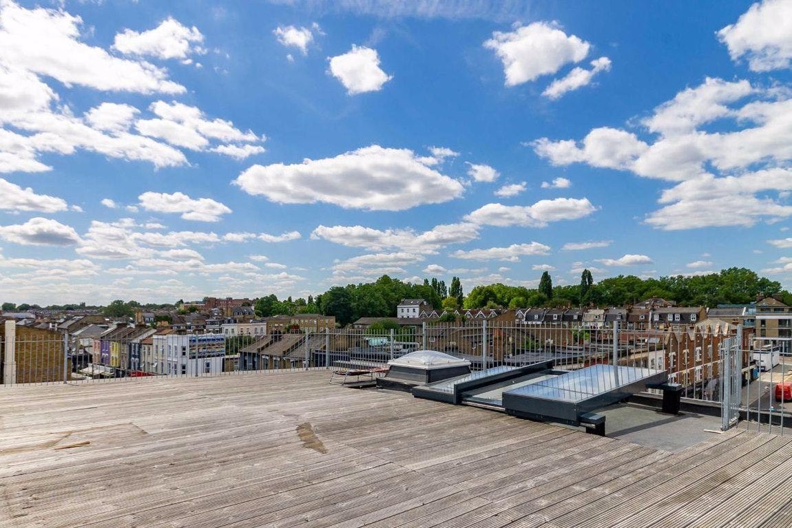 Flat Abyssinia Close in Greater London