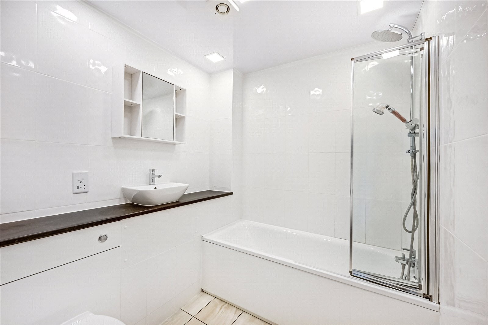 Flat Chesham Place in City of Westminster