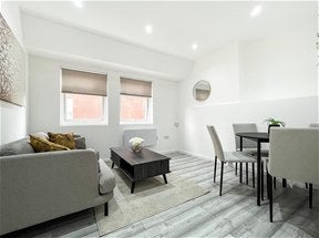 Flat Petty France in City of Westminster