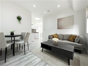Flat Petty France in City of Westminster
