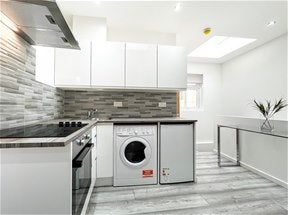Flat Petty France in City of Westminster