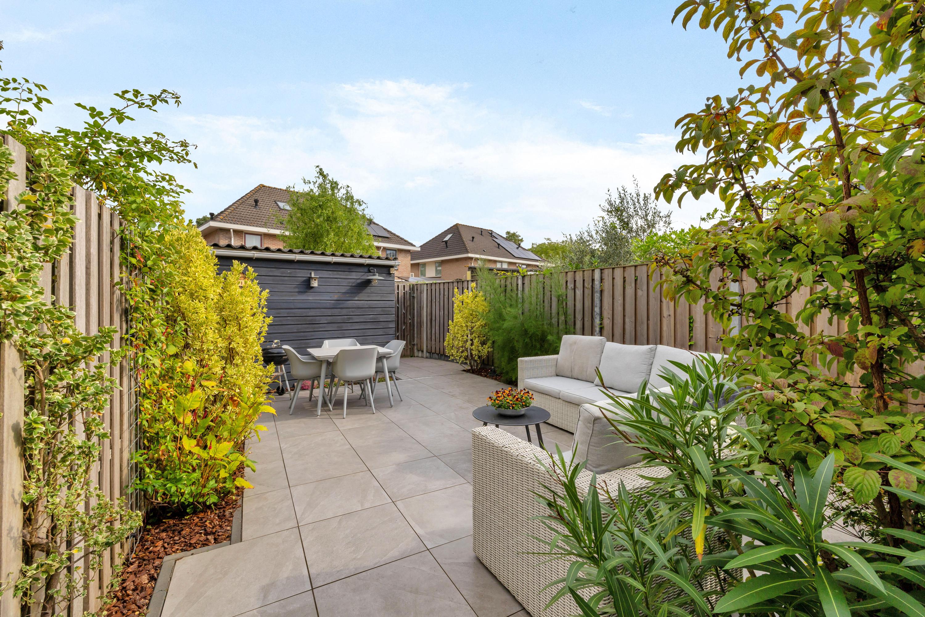 Tussenwoning te koop: Thurleede 5, Barendrecht