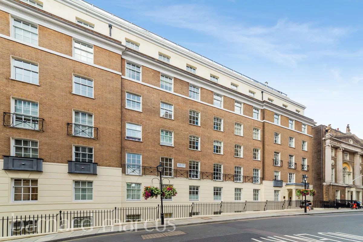 Flat John Adam Street in City of Westminster