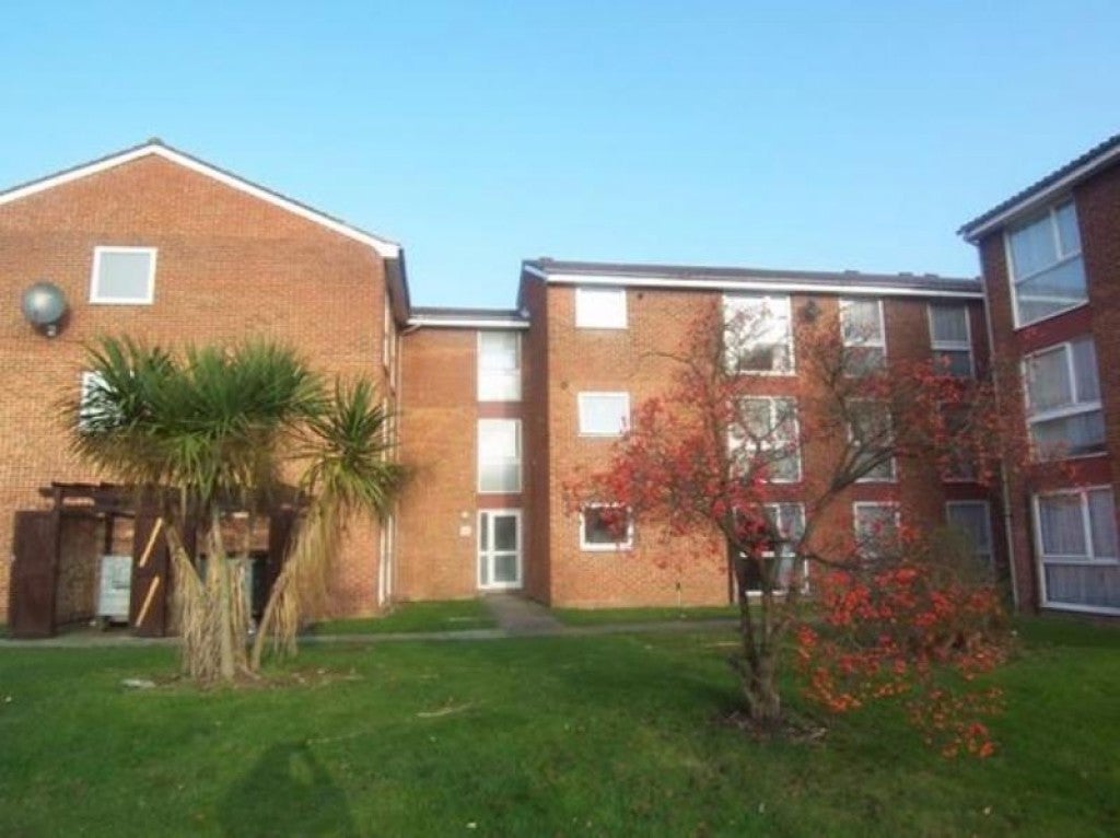Flat Archery Close in Greater London