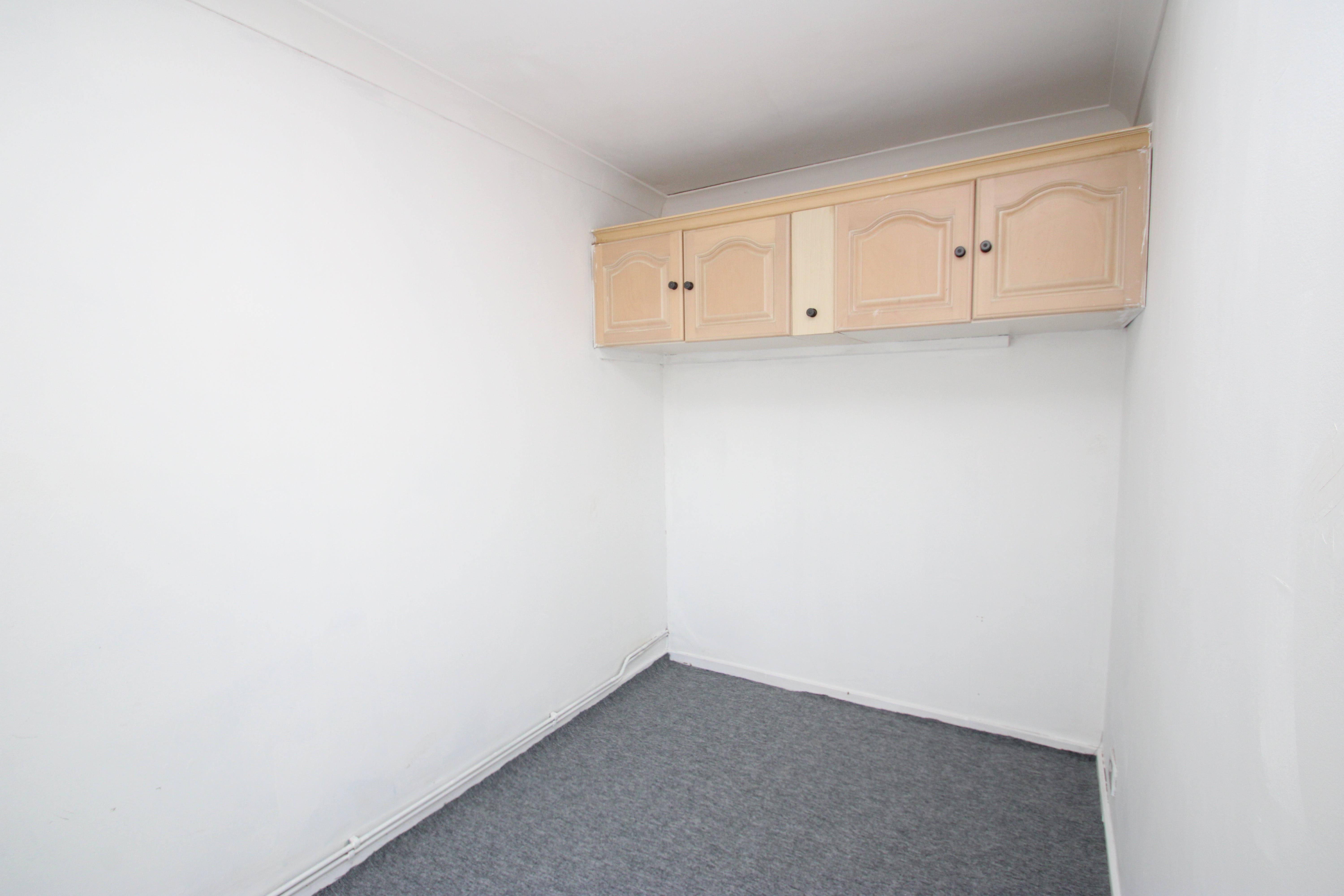 Flat Montana Close in Greater London