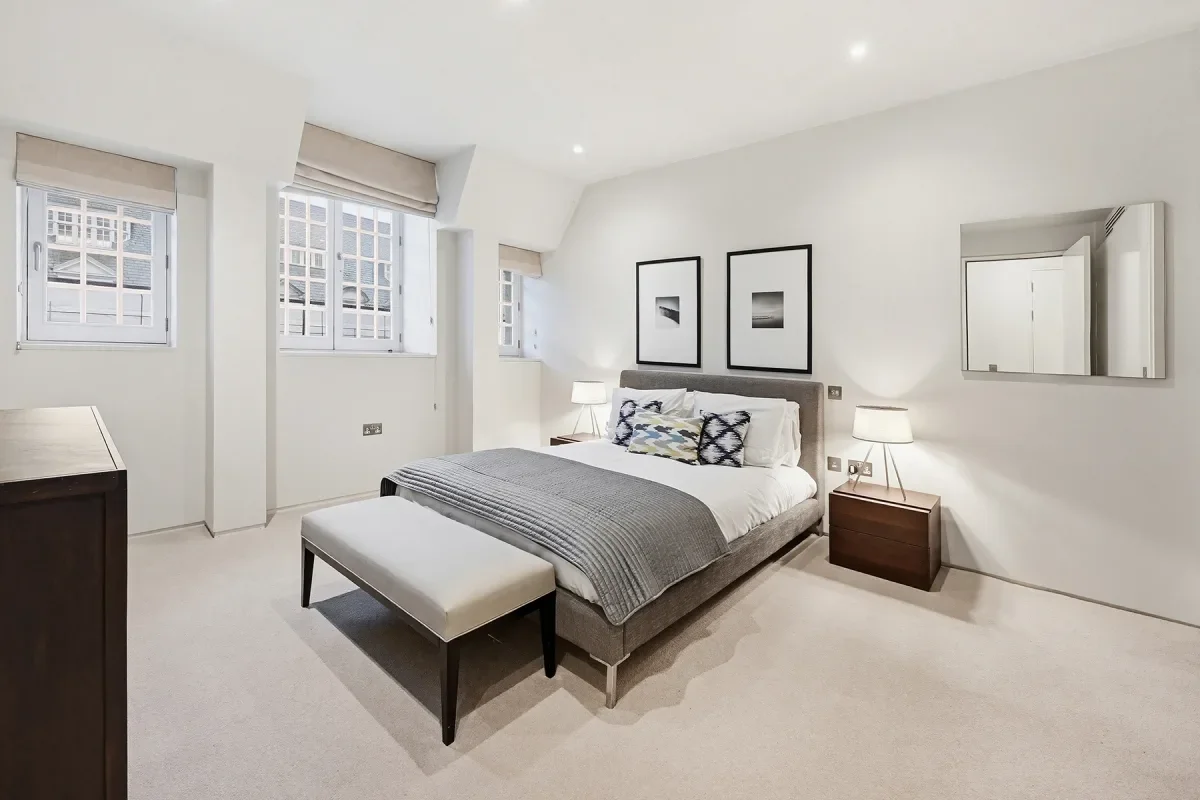 Flat Piccadilly in City of Westminster