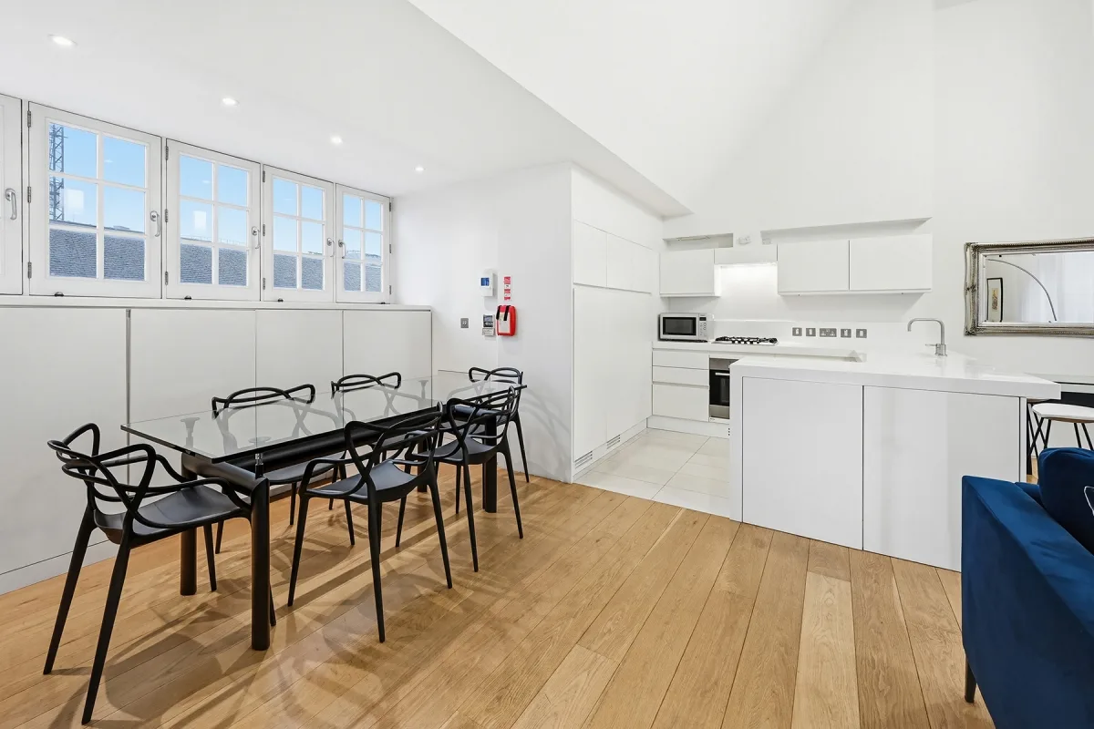 Flat Piccadilly in City of Westminster