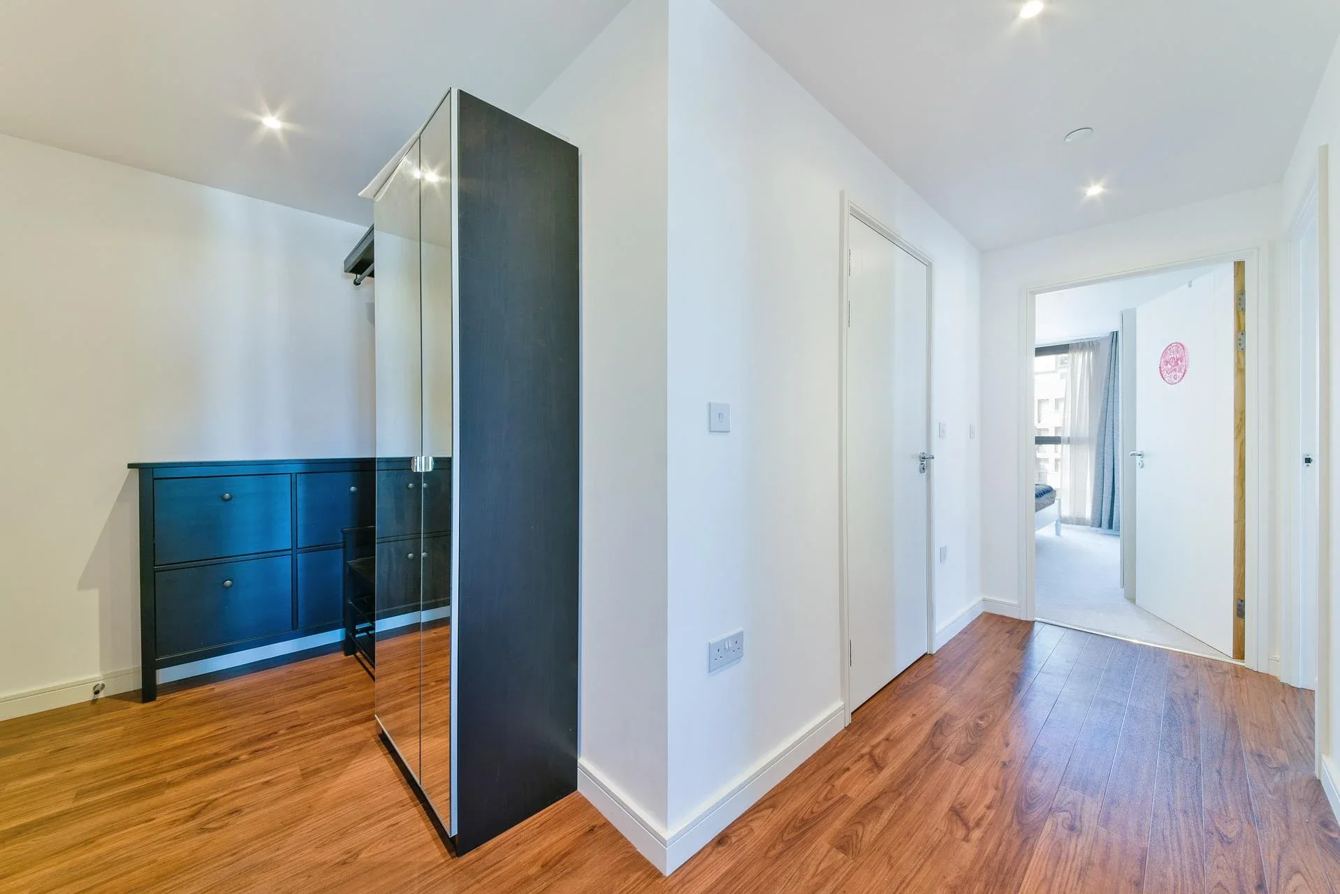 Flat Vian Street in Greater London