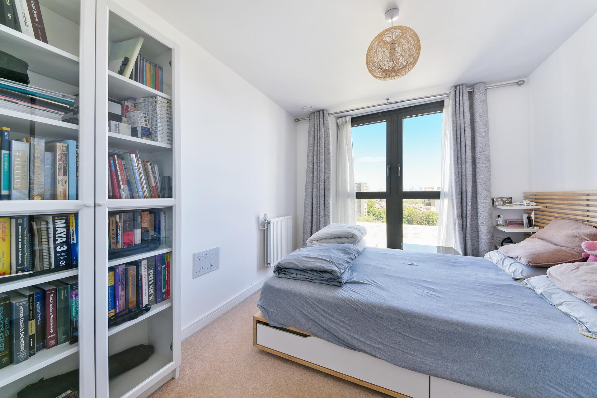 Flat Vian Street in Greater London