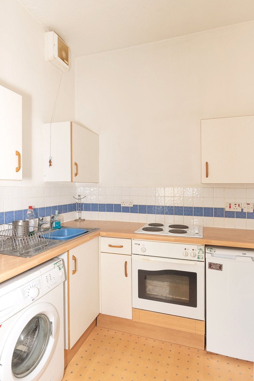 Flat Caledonian Place in City of Edinburgh