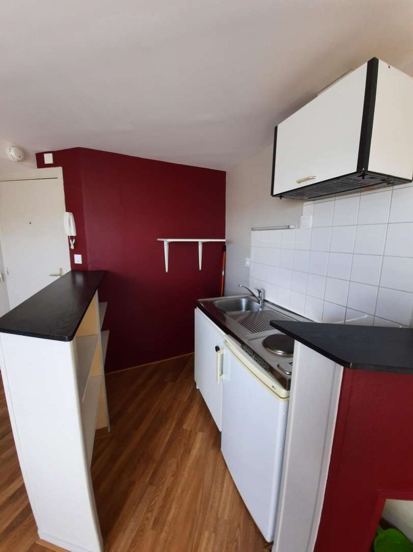 Flat Rue Saint-Martin in Laval