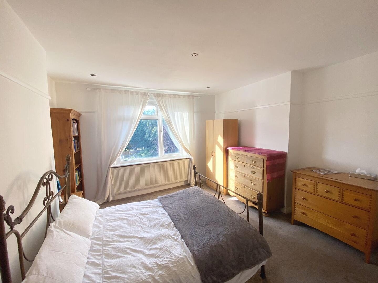 Room Wavertree Road in Greater London