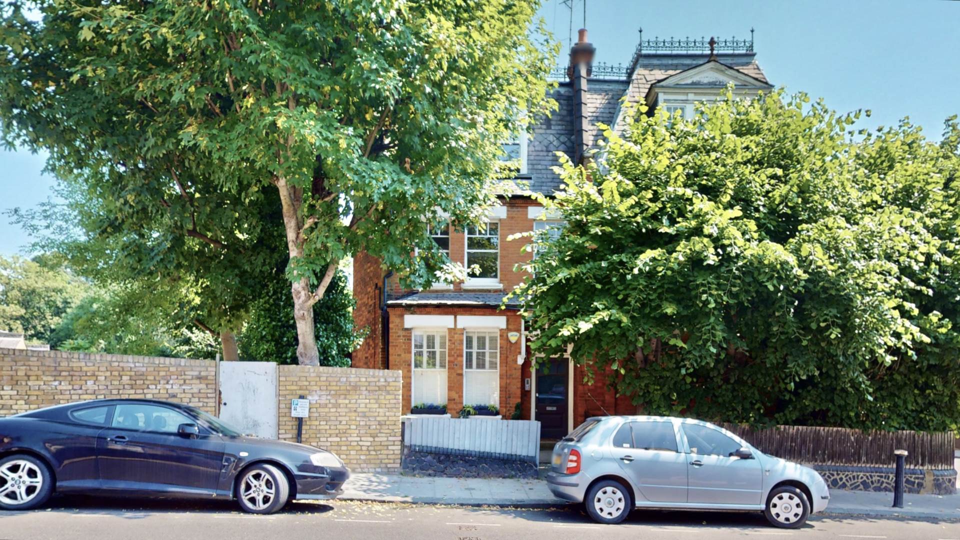 Flat Langdon Park Road in Greater London