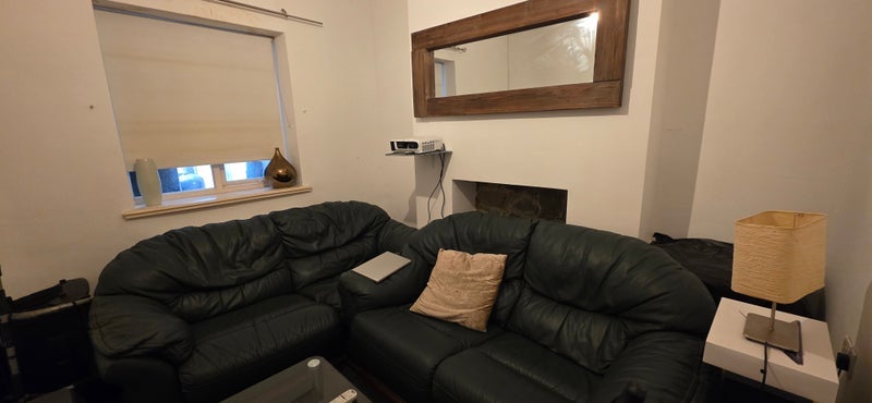 Room Ruby Street in Cardiff
