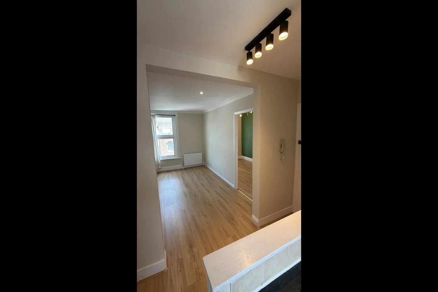 Flat Wellington Street in Gravesham