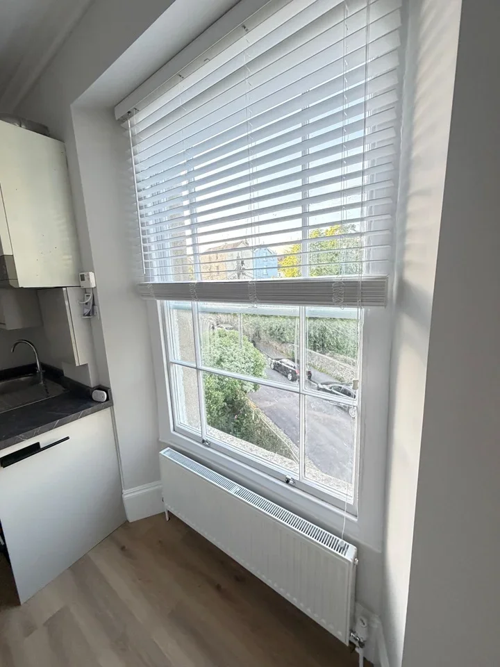 Flat Cotham Brow in Bristol
