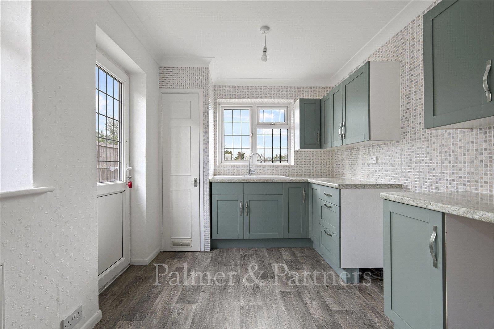 House Tudor Green in Clacton-on-Sea