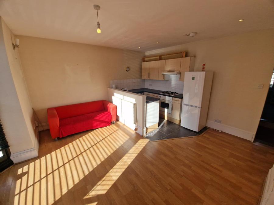 Flat Netley Terrace in Portsmouth