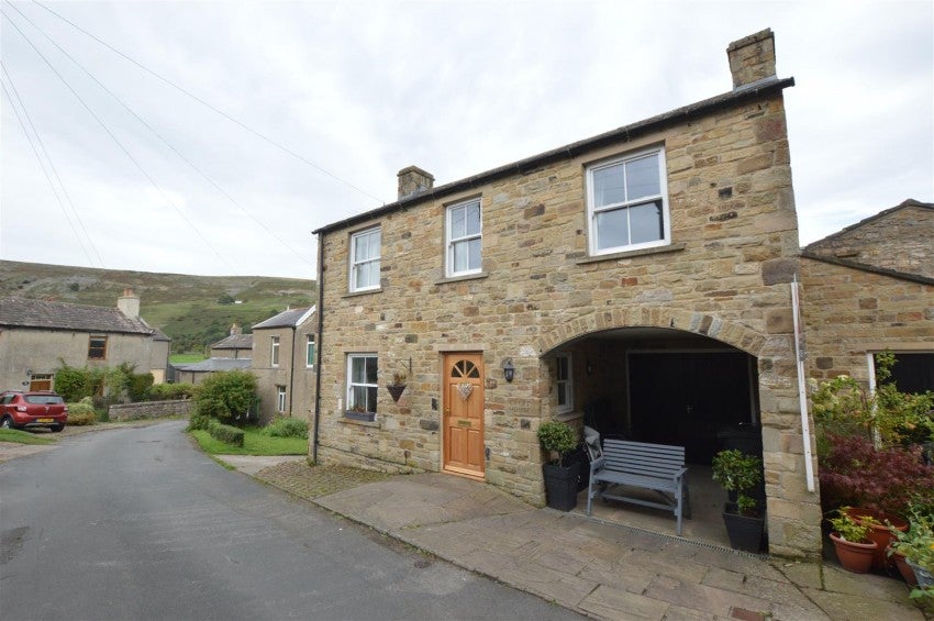 House Hargill Lane in Grinton