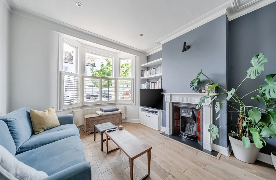 House Steerforth Street in Greater London