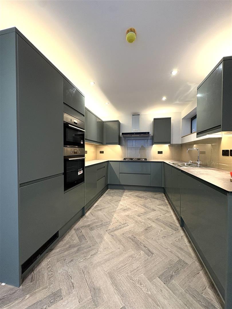 Flat Goldney Road in City of Westminster