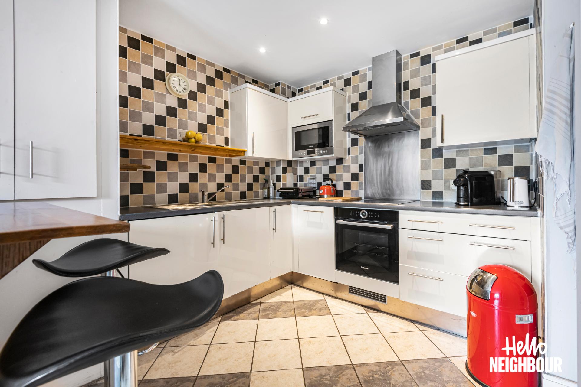 Flat Peckham Grove in Greater London