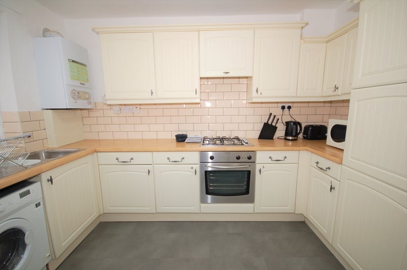 Room Canterbury Terrace in Greater London