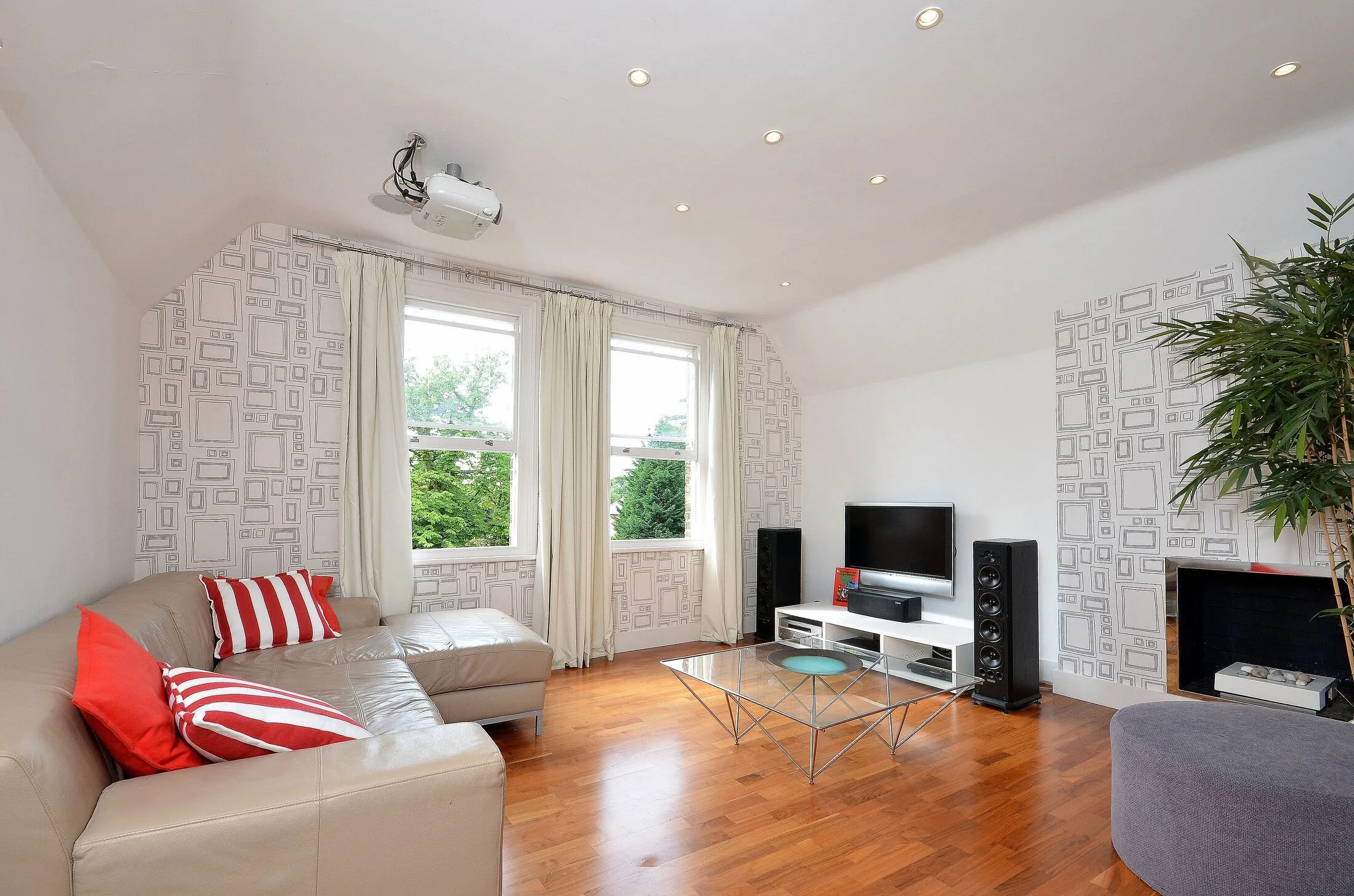 Flat The Avenue in Epsom and Ewell