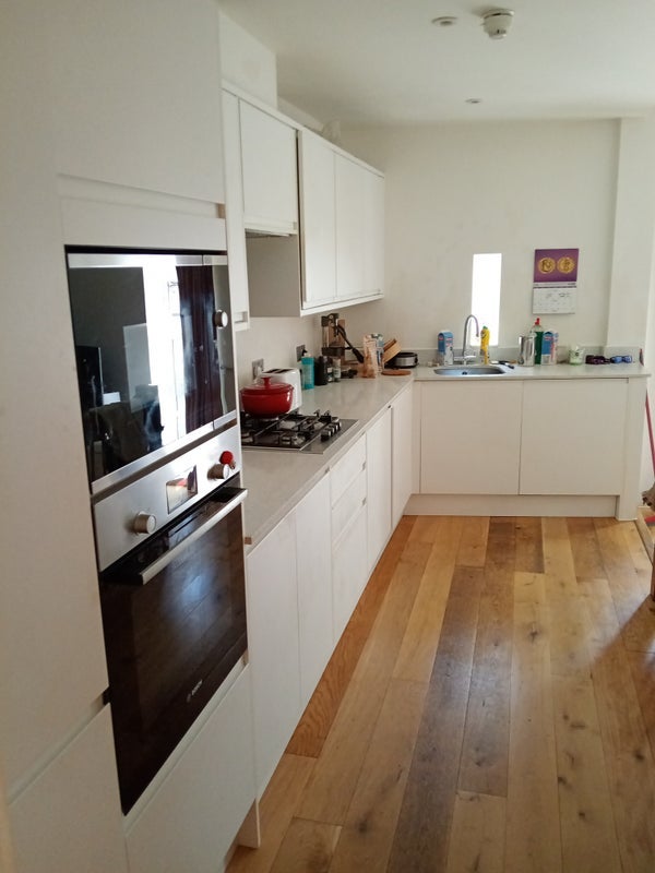 Room Mint Walk in Greater London