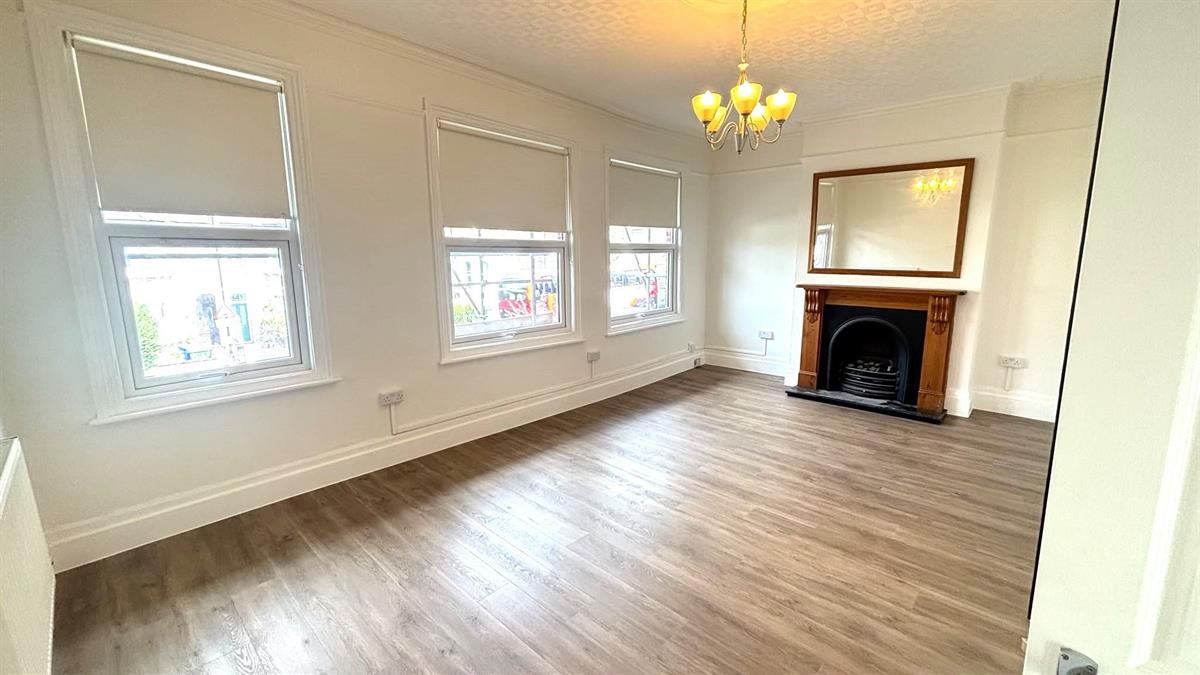 House Lordship Lane in Greater London