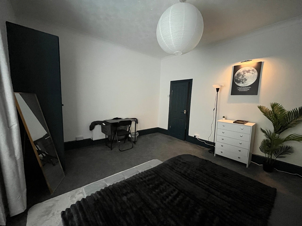 Room Alma Road in Borough of Swale