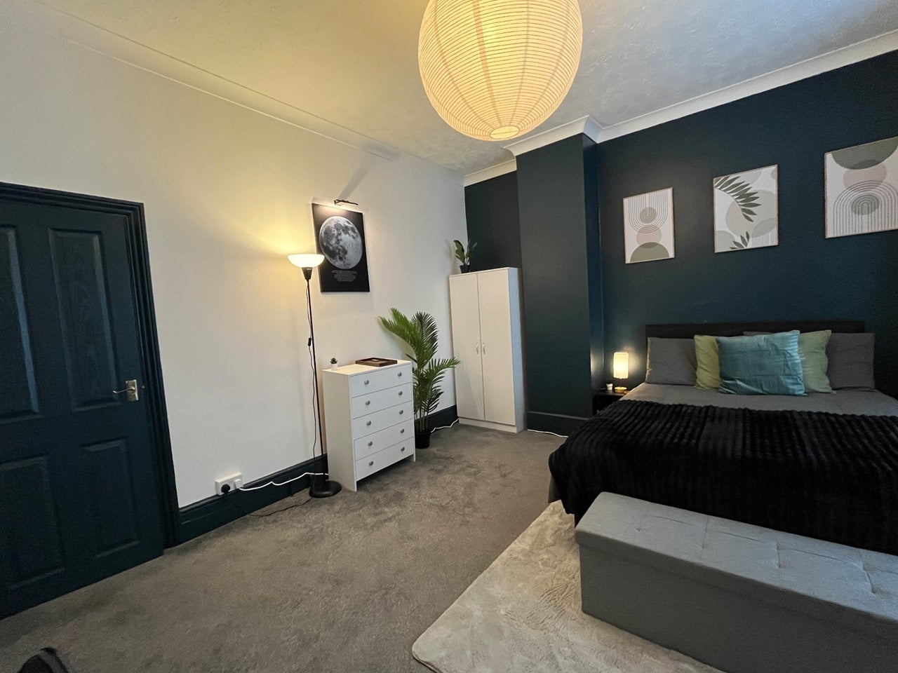 Room Alma Road in Borough of Swale