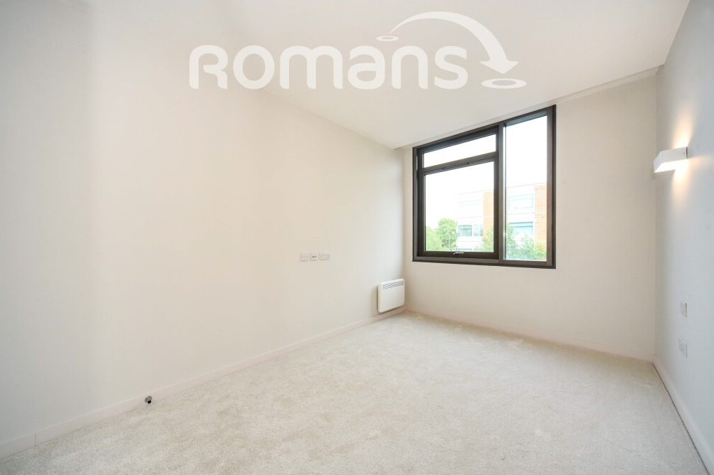 Flat Wokingham Road in Bracknell
