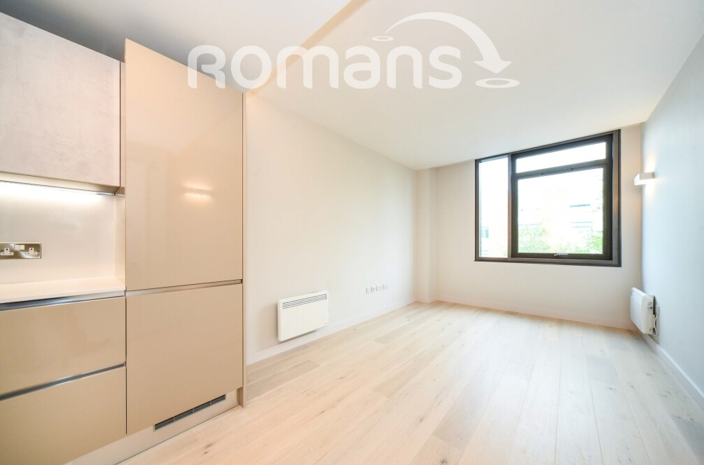 Flat Wokingham Road in Bracknell