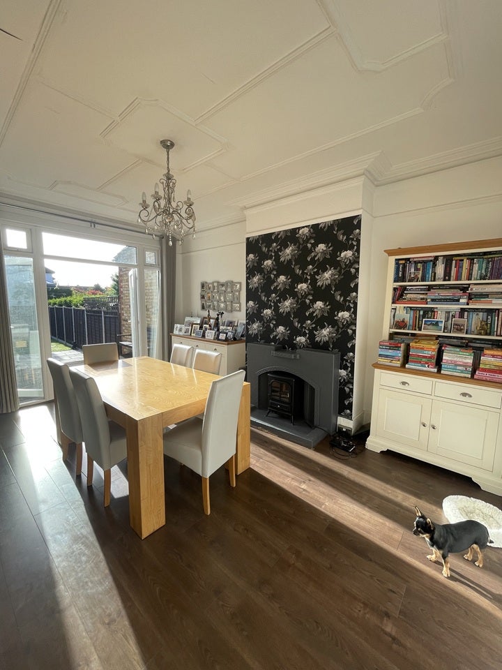 Room Park Avenue in Greater London