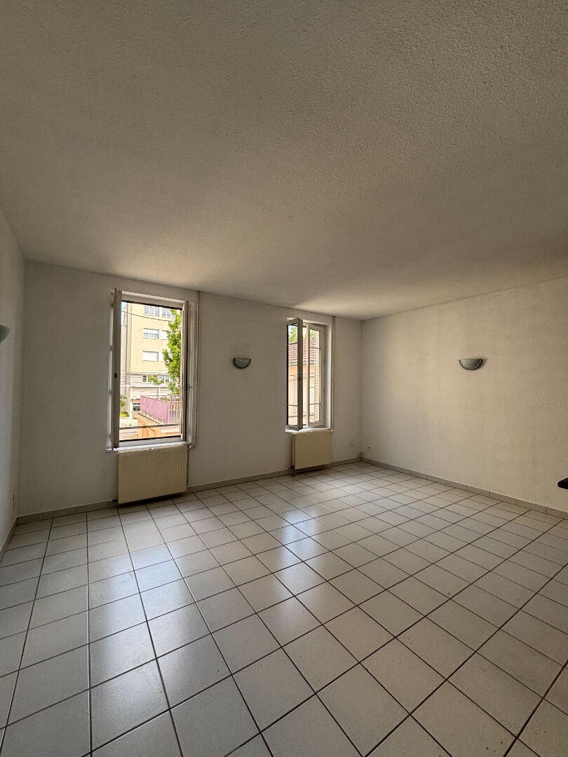Flat Avenue Monnot in Chalon-sur-Saône