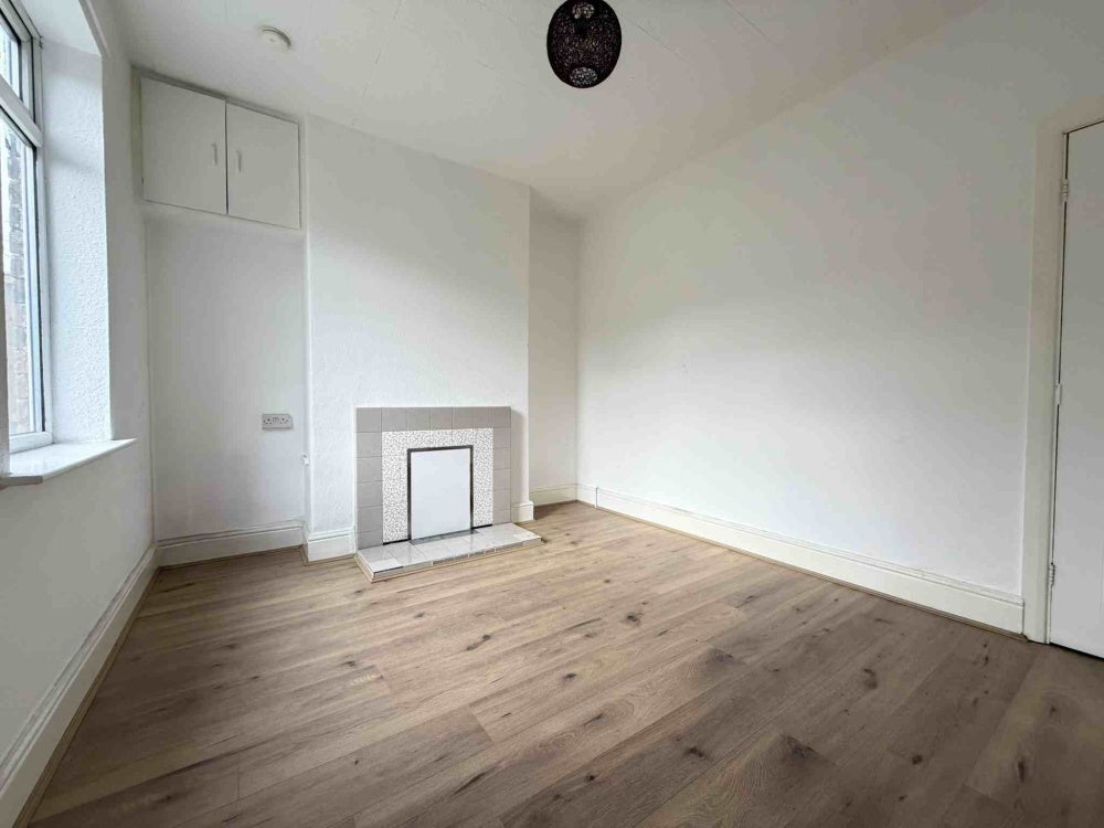 Flat Field Drive in Shirebrook