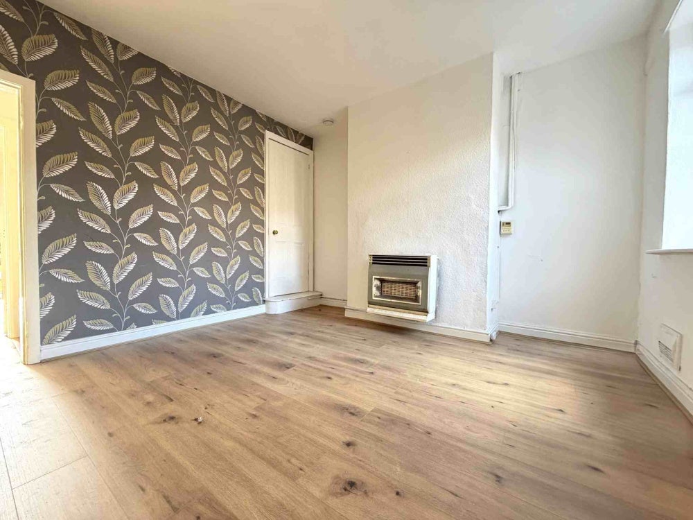 Flat Field Drive in Shirebrook