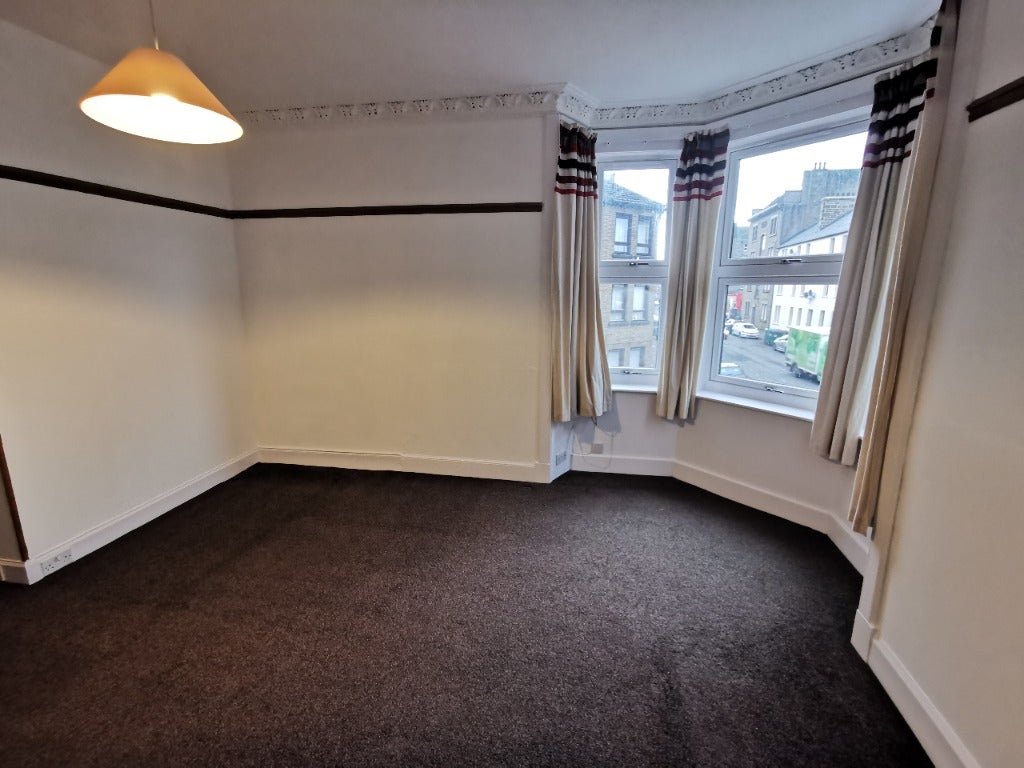 Flat Cleghorn Street in Dundee