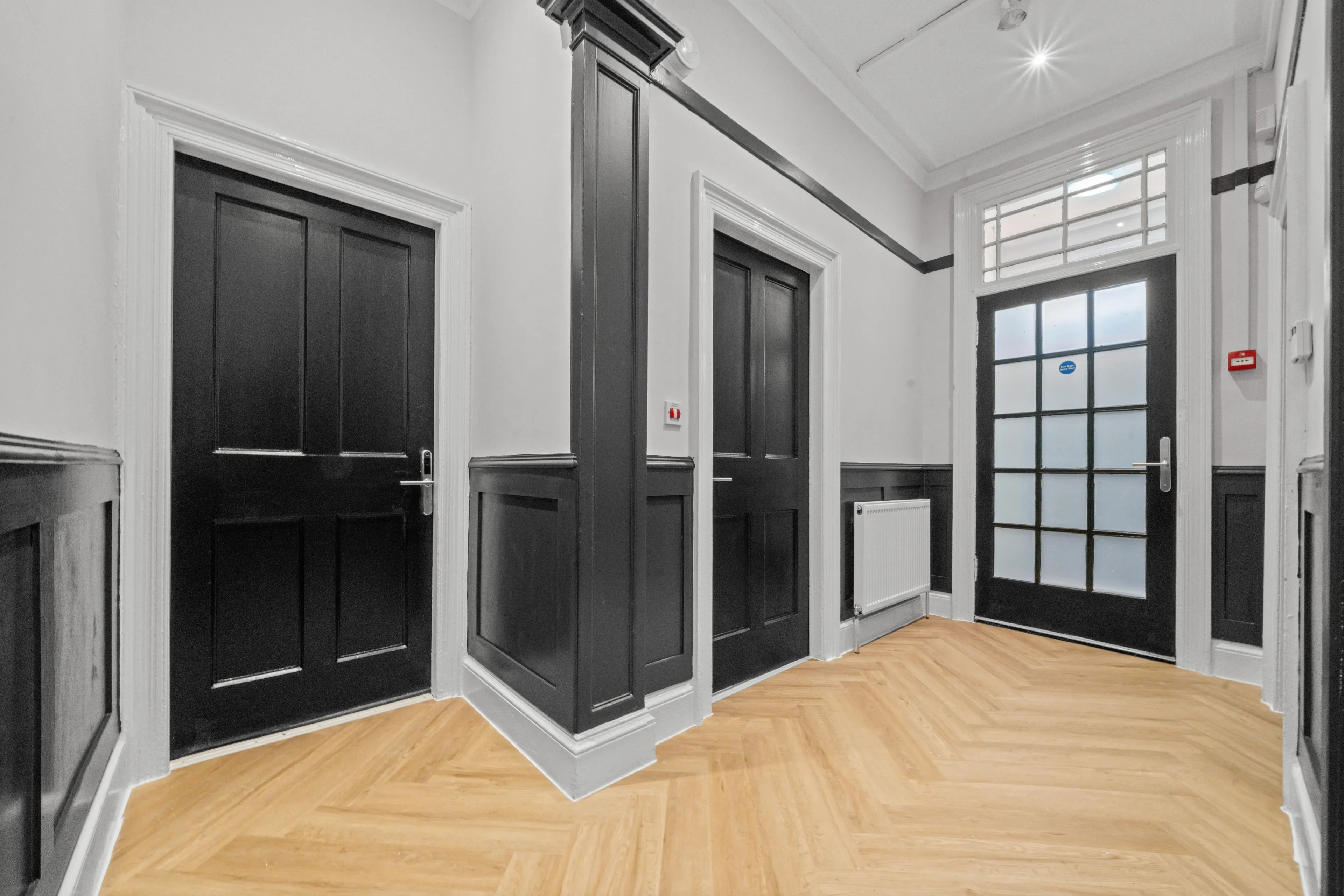 Flat Ardgowan Square in Greenock