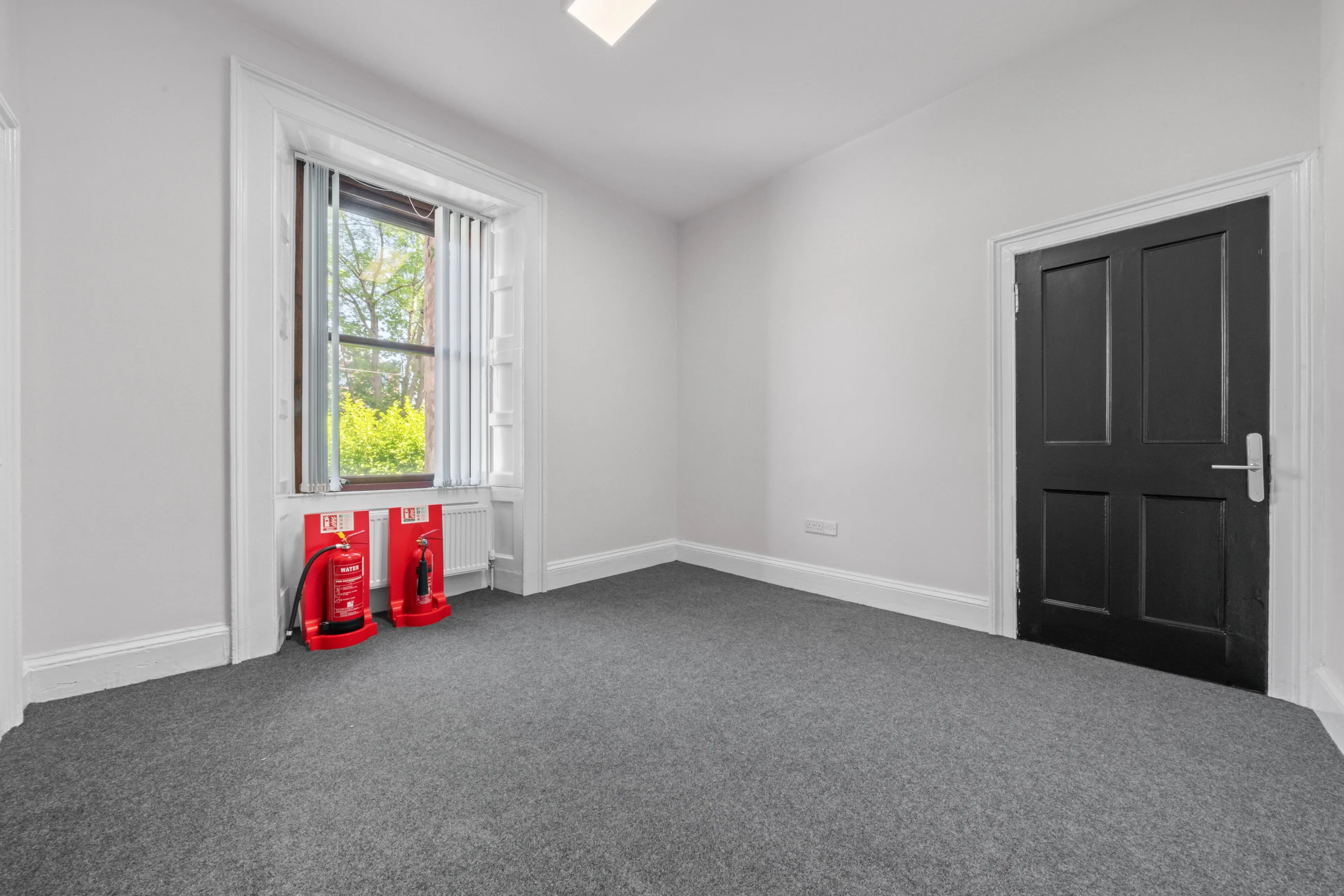 Flat Ardgowan Square in Greenock