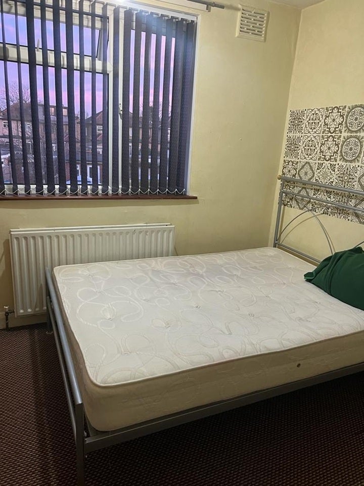Room Derwent Drive in Greater London