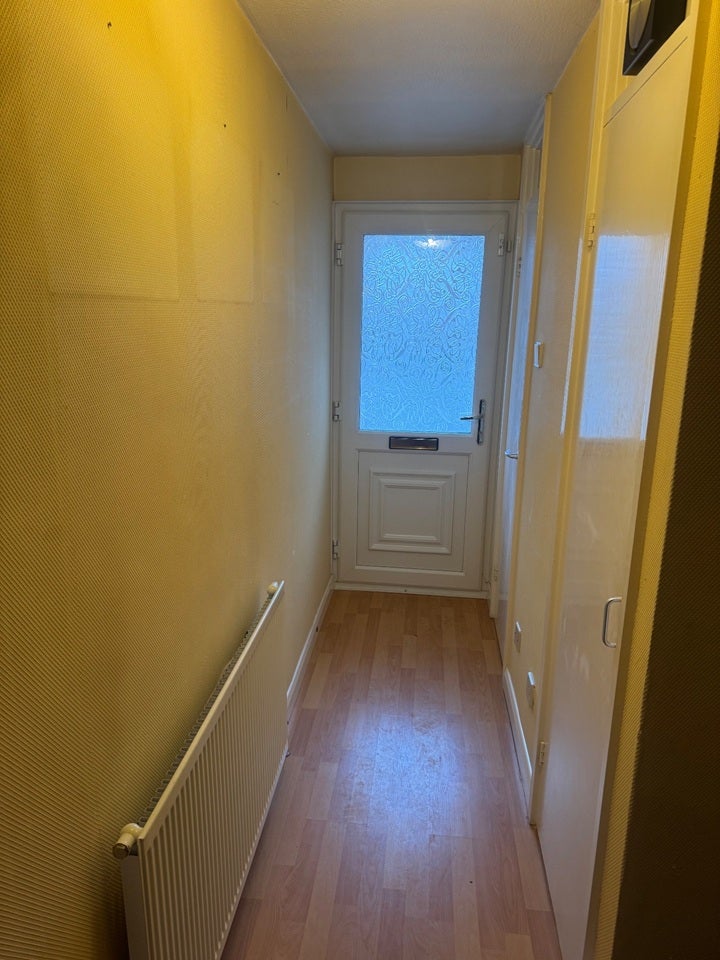 House Clayburn Circle in Basildon