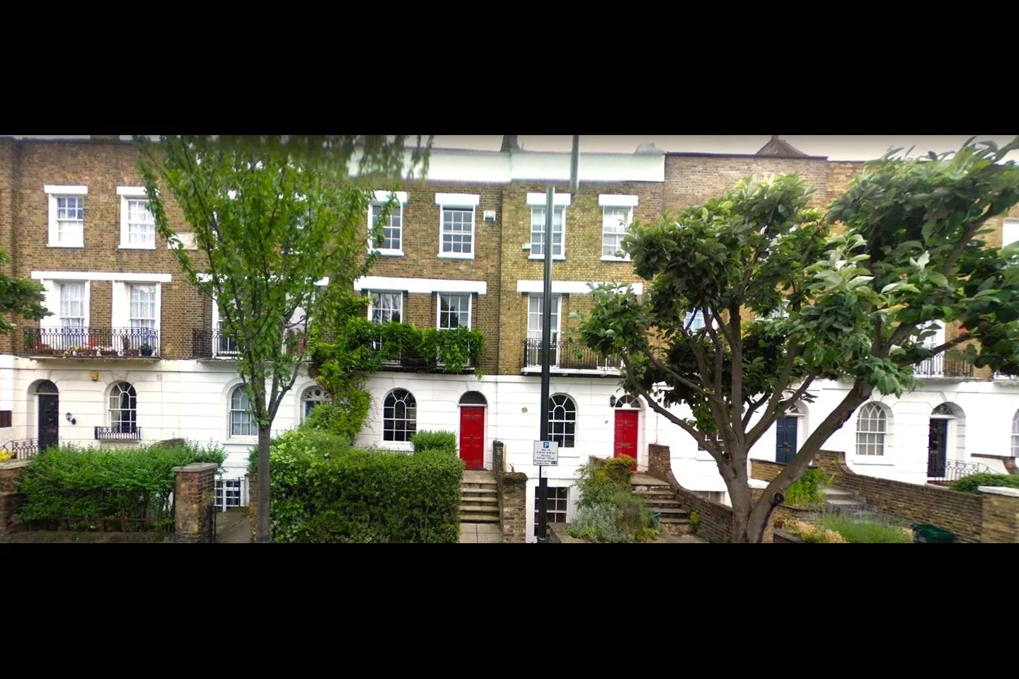 Flat Barnsbury Road in Greater London