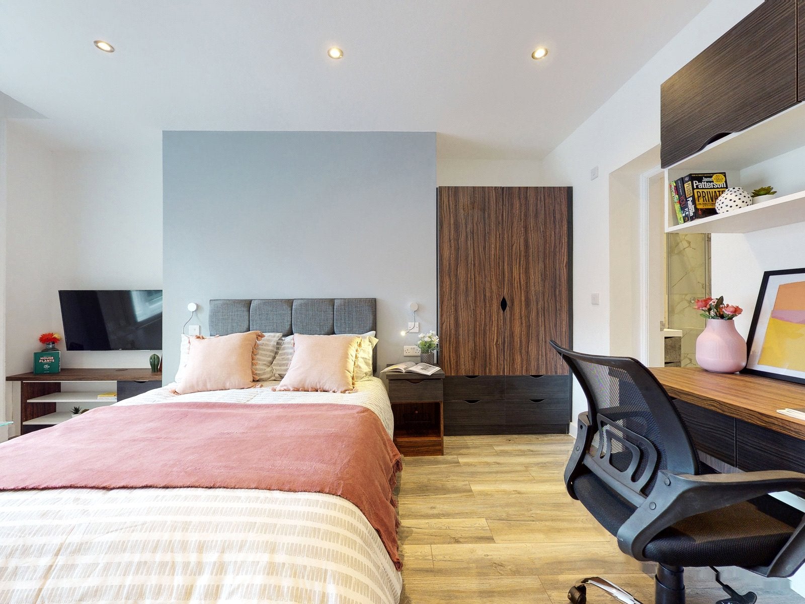 Room Hyde Terrace in Leeds
