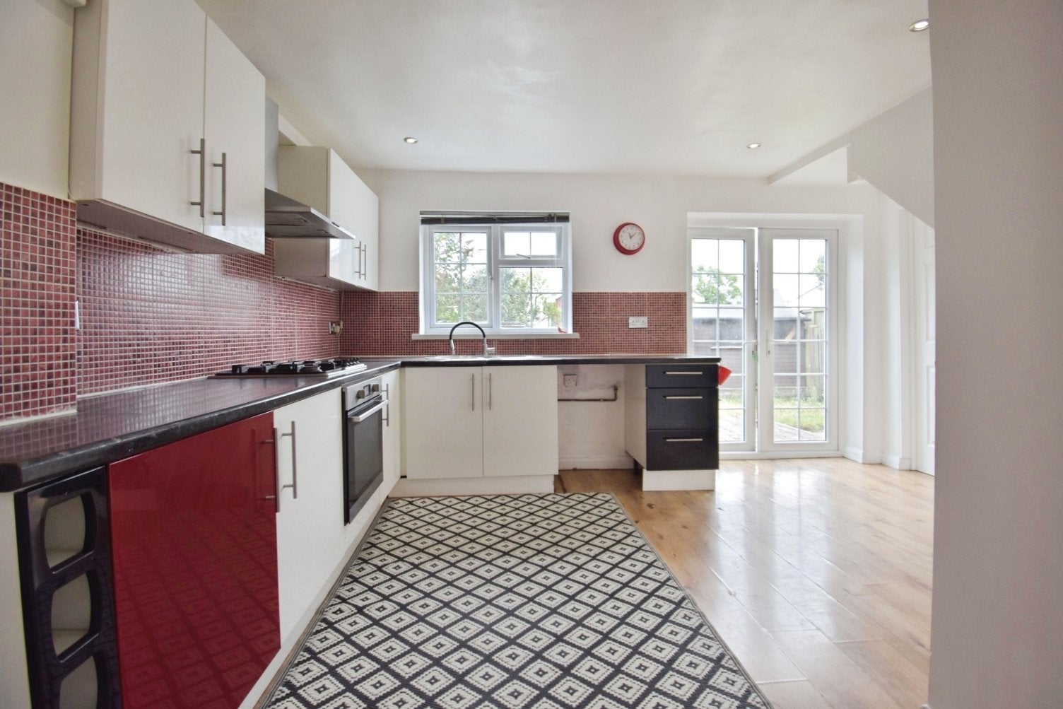 House Park Avenue in Greater London