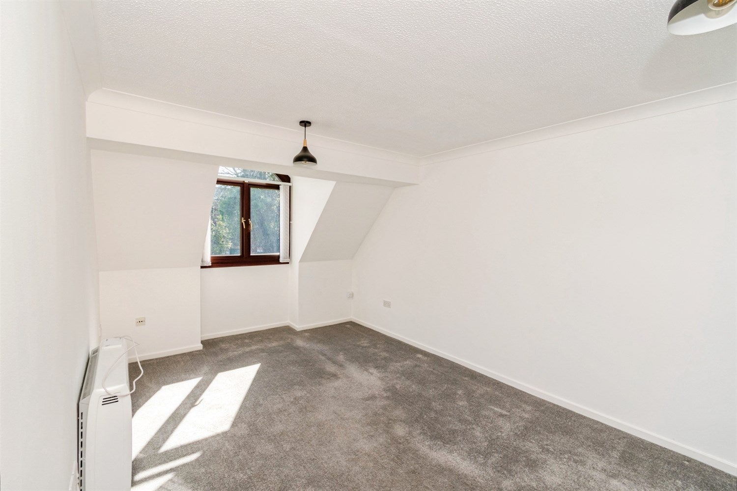 Flat Appletree Court in New Forest